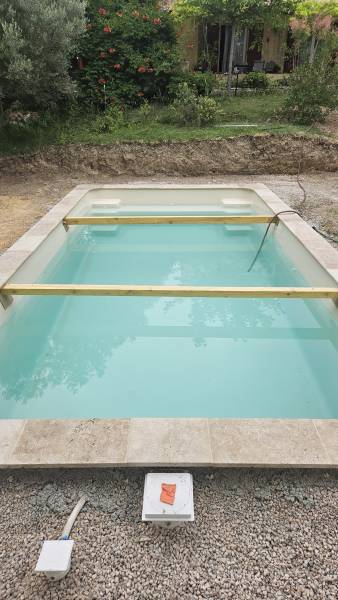 Sainte-Baume Piscine : Deux villas, deux piscines Açores, un seul savoir-faire