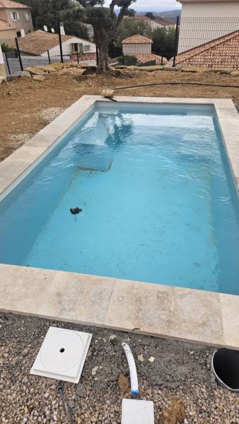 Installation d'une mini piscine